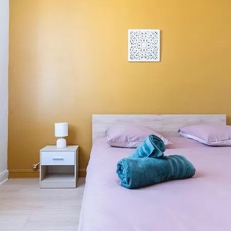 Apartamento La Botanique Angevine-design & Cozy-private Parking *
